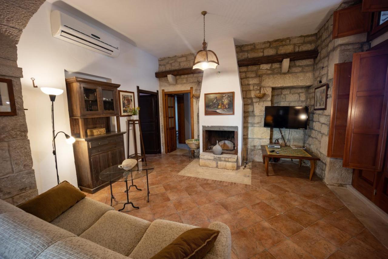 Casale Della Contea Pension Modica Buitenkant foto